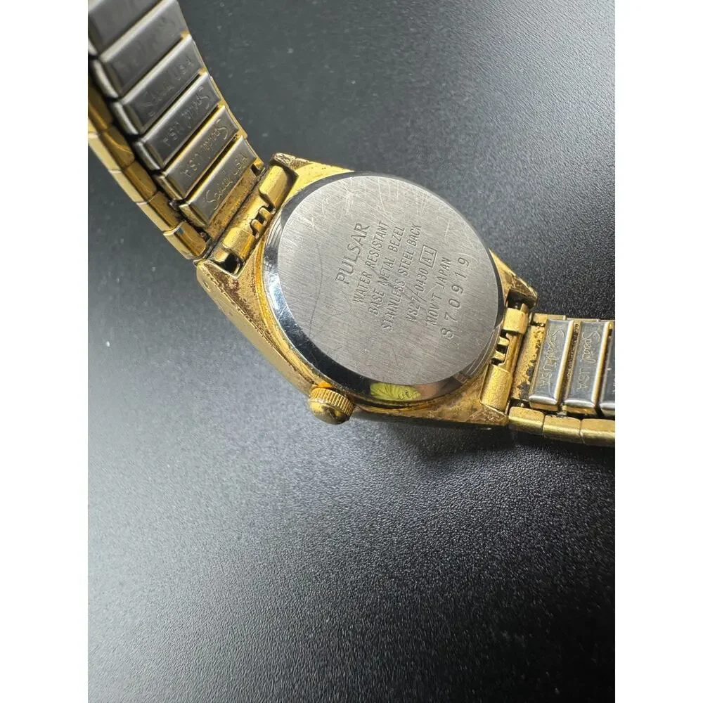 Vintage Pulsar Quartz Watch Gold Tone Date Dial